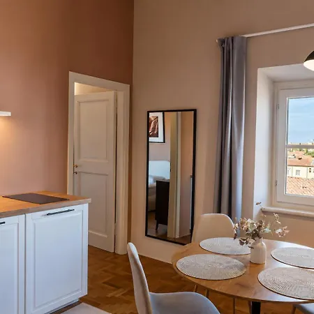 Tower View & Sky Lofts - Collegio Ferdinando 3*