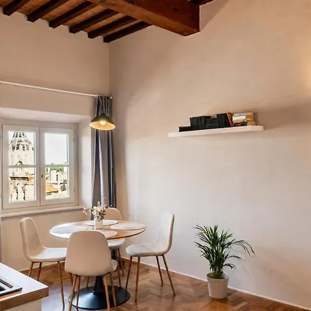 Affittacamere Tower View & Sky Lofts - Collegio Ferdinando 3*