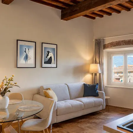 Tower View & Sky Lofts - Collegio Ferdinando 3*