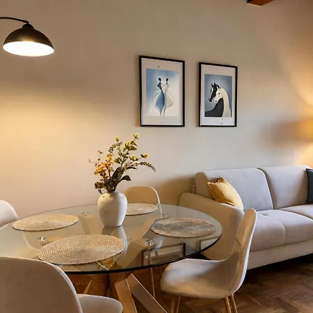 Affittacamere Tower View & Sky Lofts - Collegio Ferdinando 3*