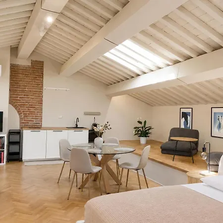 Tower View & Sky Lofts - Collegio Ferdinando 3*
